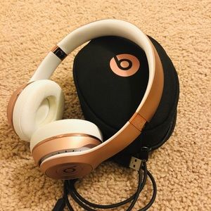 Apple Beats Solo 3 Rose Gold